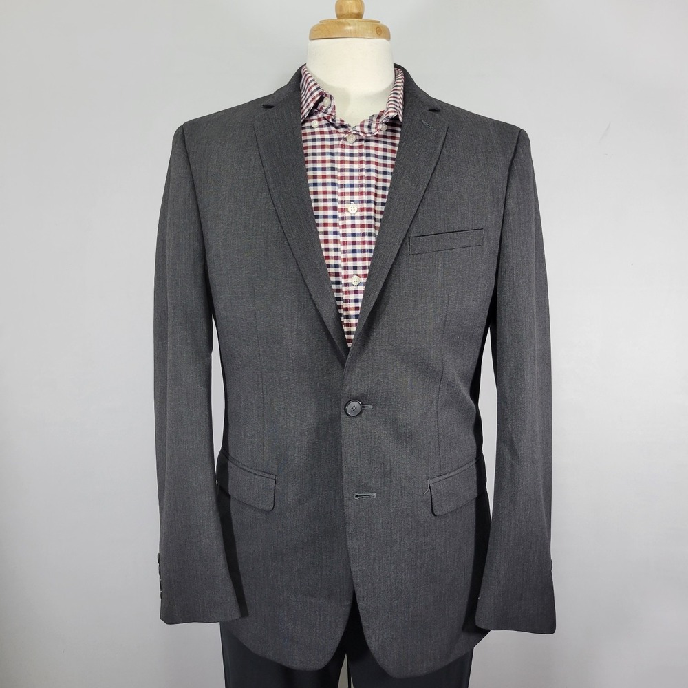 Van Heusen Men's Sport Coat Blazer Two‎ Button Charcoal Gray Poly Blend Size 42R
